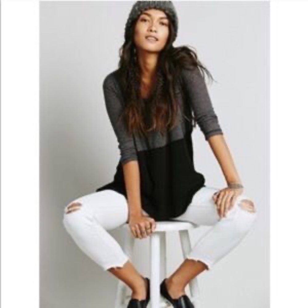 We the Free Black & Gray Color Block Thermal - Picture 2 of 10